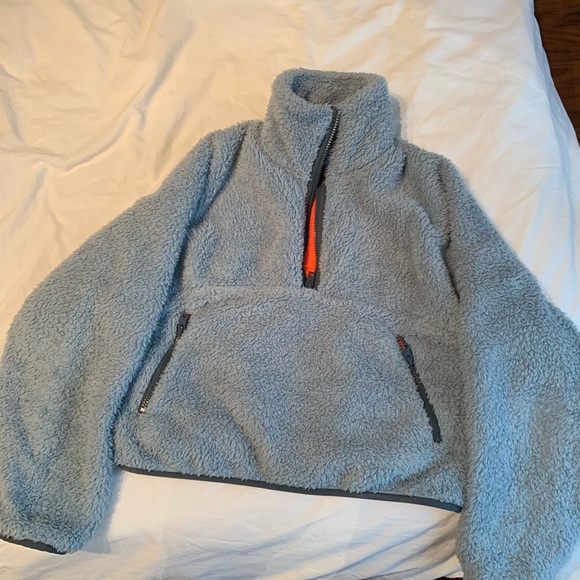 Tna Fleece - Picture 3 of 3